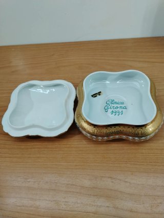 Caja Joyero de Porcelana con Decoración Floral y