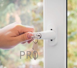 Juego de 4 pomos de puerta con llave - Kwmobile
