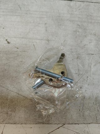 Juego de 4 pomos de puerta con llave - Kwmobile