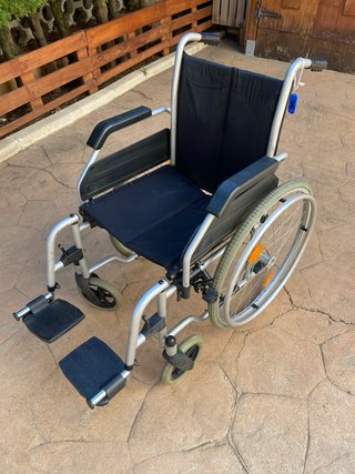 Silla de ruedas plegable de aluminio
