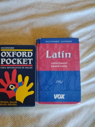 Lote diccionarios: 2 de inglés,1 de aleman,1 latin