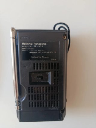 Radio Nacional Panasonic RF 505