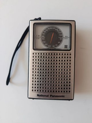 Radio Nacional Panasonic RF 505