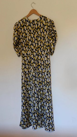 Vestido largo estampado fluido