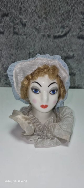 Pareja de Bustos Vintage de Porcelana Pierrot
