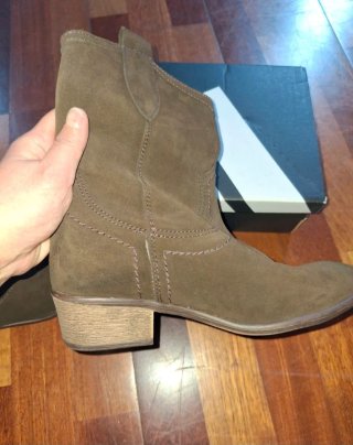 Botas bajas estilo cowboy ante marrón chocolate 37