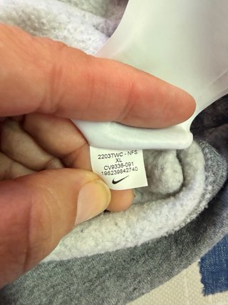 Sudadera Nike gris logo negro XL niño
