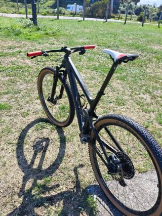 Bicicleta Trek Top Fuel 9.8 Cambio electrónico