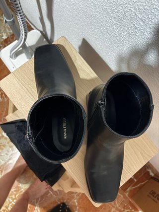 Botines negros tacón cuadrado