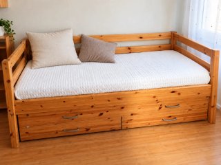 Cama Sofá de Madera Flexa