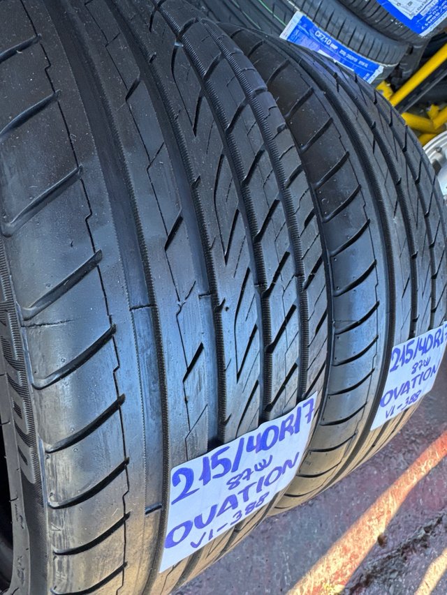 2 Neumáticos OVATION 215/40R17 87W