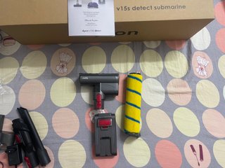 Dyson    V15S    Aspiradora