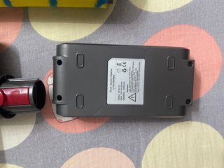 Dyson    V15S    Aspiradora