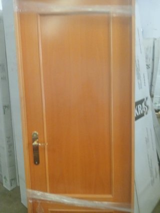 Puerta de madera interior,medidas:70×202