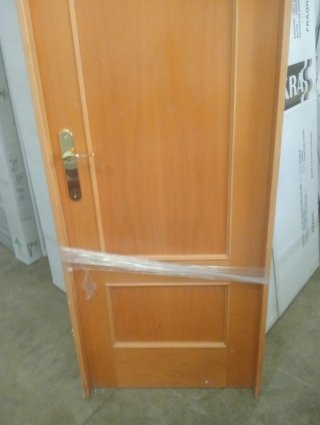 Puerta de madera interior,medidas:70×202