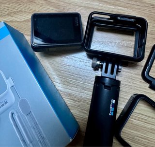 GoPro Hero 7 Black con accessori