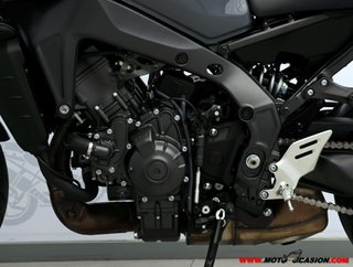 YAMAHA MT-09 -A2-