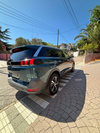 Peugeot 5008 2019