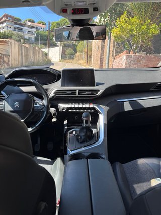 Peugeot 5008 2019