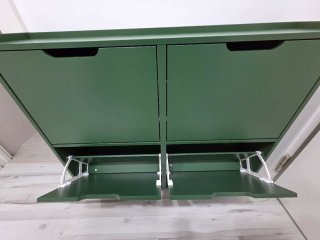 Zapatero Estrecho Verde con 4 Puertas