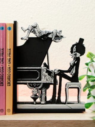 Sujetalibros One Piece - Brook al Piano