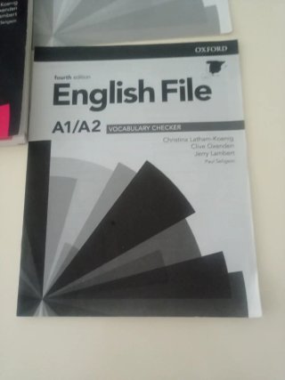 English File A1-A2 Elementary With Online Pract...