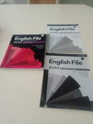 English File A1-A2 Elementary With Online Pract...