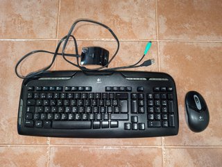 Pack Teclado y Ratón Logitech EX110 Inalámbrico