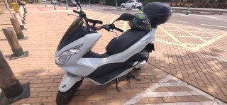 Honda PCX 125 Blanca (2017)