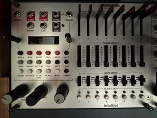 Intellijel Metropolis Secuenciador Modular