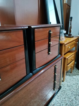 Mesitas de Noche Vintage en Madera y Negro