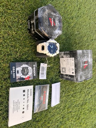 Reloj Casio G-Shock GBA-900-7AER Blanco
