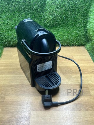 Cafetera monodosis de cápsulas Nespresso