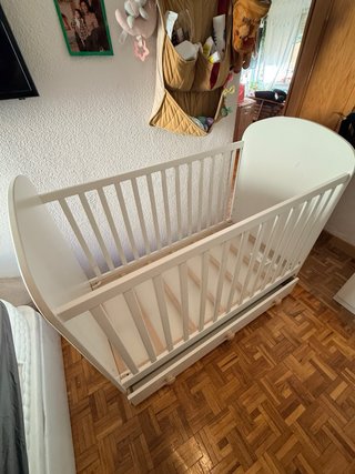 Cuna de Bebé Blanca con Cajón Inferior