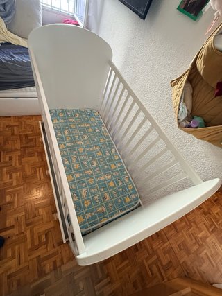 Cuna de Bebé Blanca con Cajón Inferior