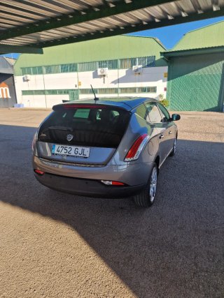 Lancia Delta 2009