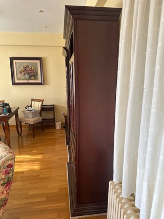 Mueble de Salón de Madera Maciza estilo clásico