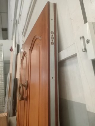 Puerta madera maciza entrada 80x202