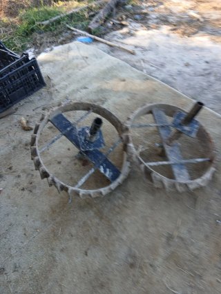 Set de 2 Ruedas Metálicas para Motocultor
