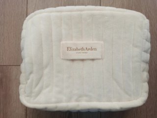 Neceser Elizabeth Arden Beige. A estrenar.