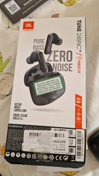 Auriculares Inalámbricos JBL Tune 245NC