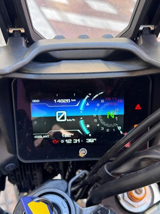 Yamaha Tracer 700 2024 Negra