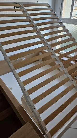 Cama Canapé 140cm + 2 Mesitas Malm Ikea