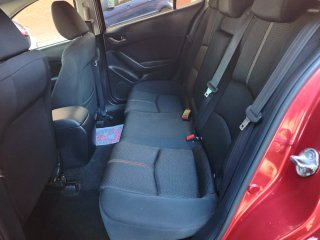 Mazda 3 2016