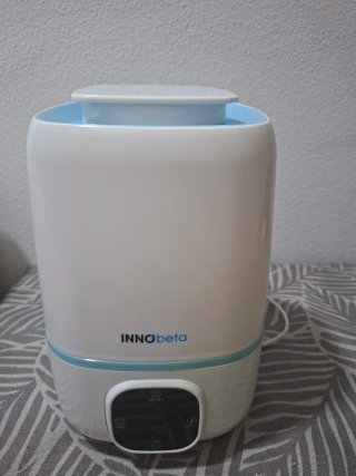 Humidificador INNObeta azul y blanco