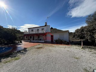 Cortijo en venta en Camino Algarrobo - Las Arenas en Vélez-Málaga