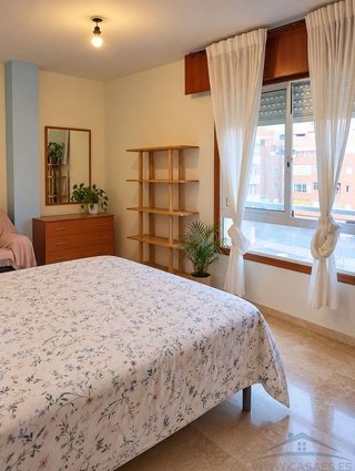 Piso en alquiler en San Luis en Almería