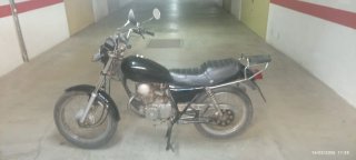 Moto Yamaha Cruiser Negra