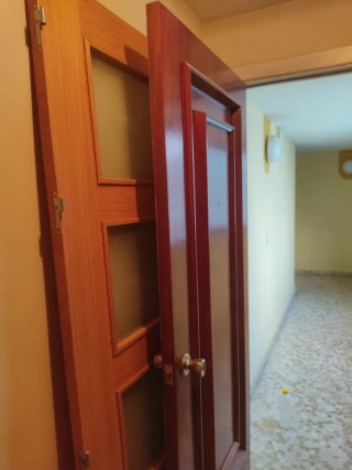 SE REGALA Puerta madera 203x72,5
