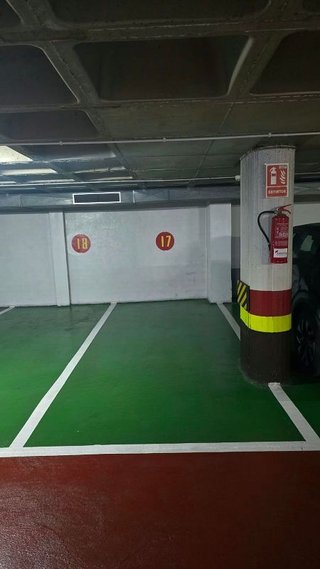 Garaje en venta en Centro en Alicante